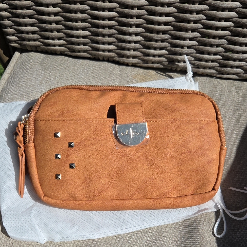 RadRev Oak Sling Bag Brand New